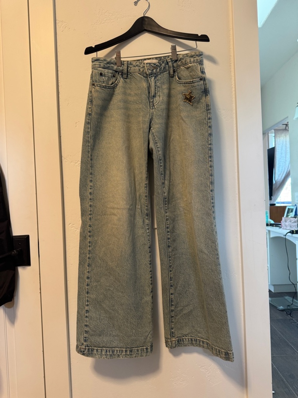 PacSun Washed Light Blue Wide-Leg Jeans with Star Embroidered Patch
